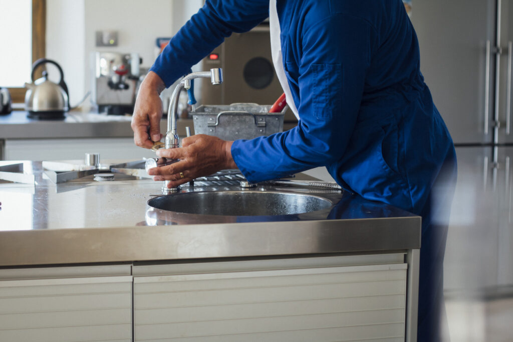 Expert Faucet Repair Contractors In Oceanside, CA Expert Faucet Repair Contractors In Oceanside, CA