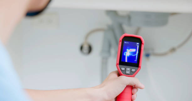 Electronic leak detection with an infrared camera for accurate results